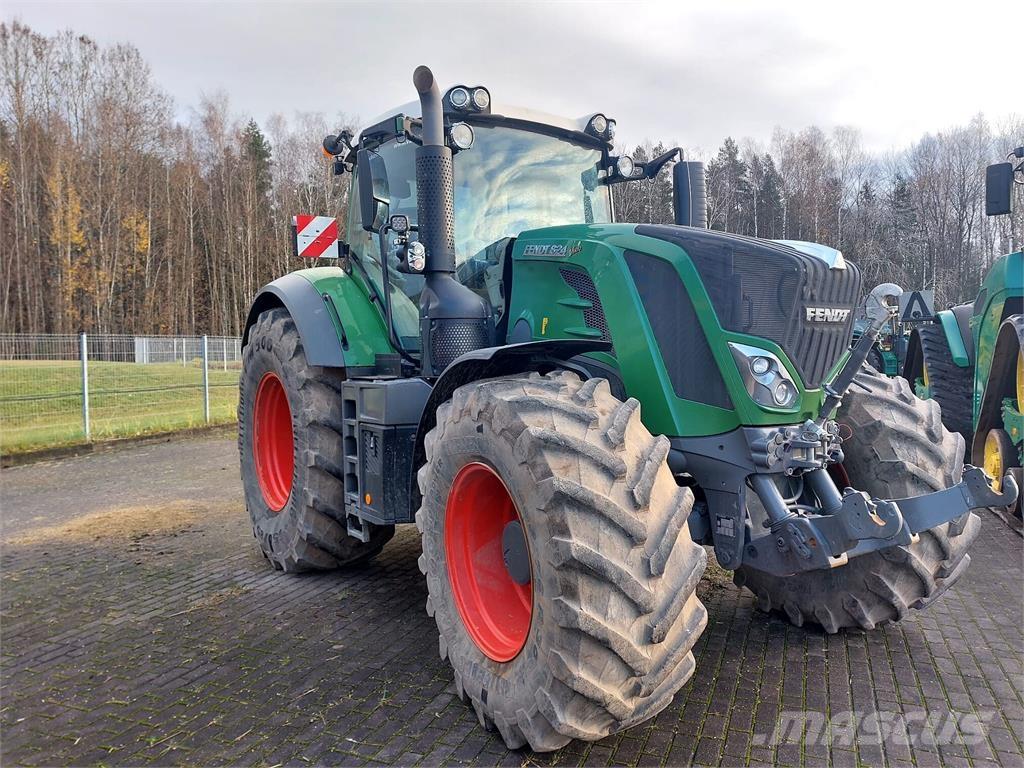 Fendt 824 Vario Tracteur