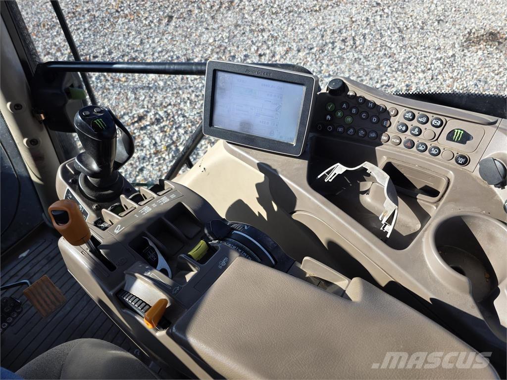 John Deere 6210R Tracteur