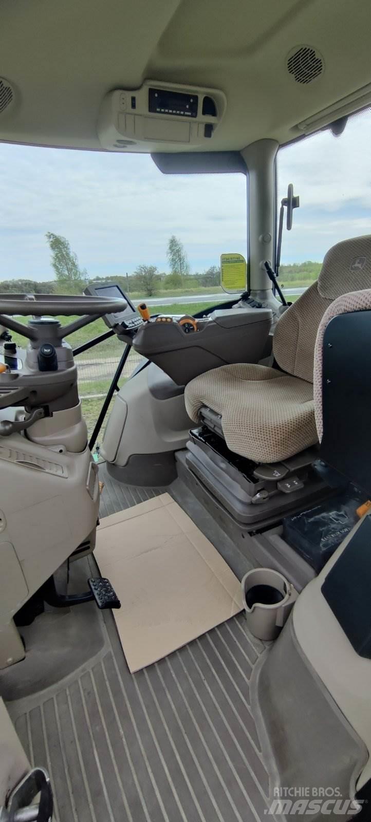 John Deere 6215R Tracteur