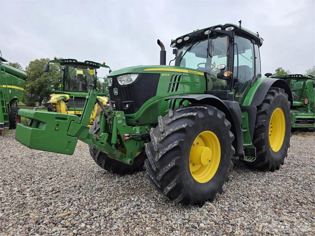 John Deere 6215R Tracteur