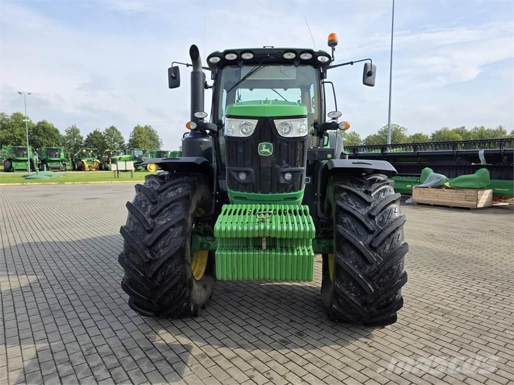 John Deere 6215R Tracteur