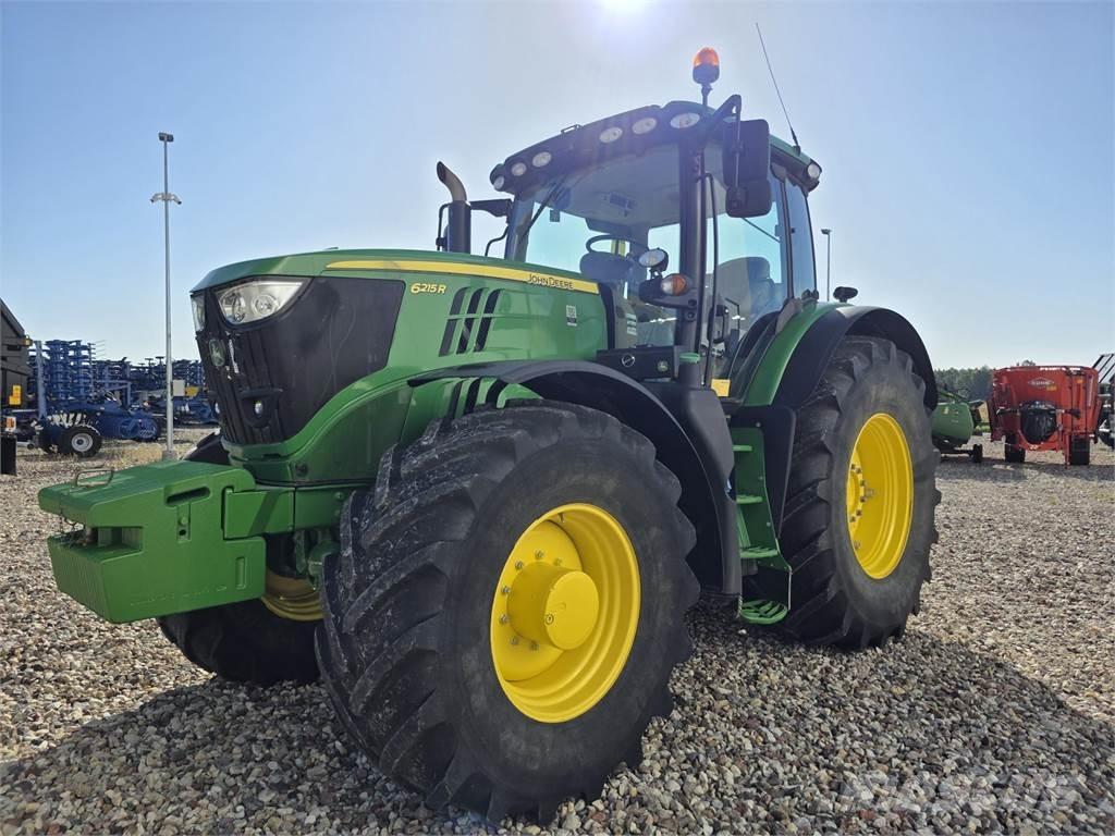 John Deere 6215R Tracteur
