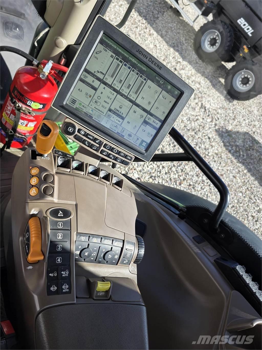John Deere 6215R Tracteur