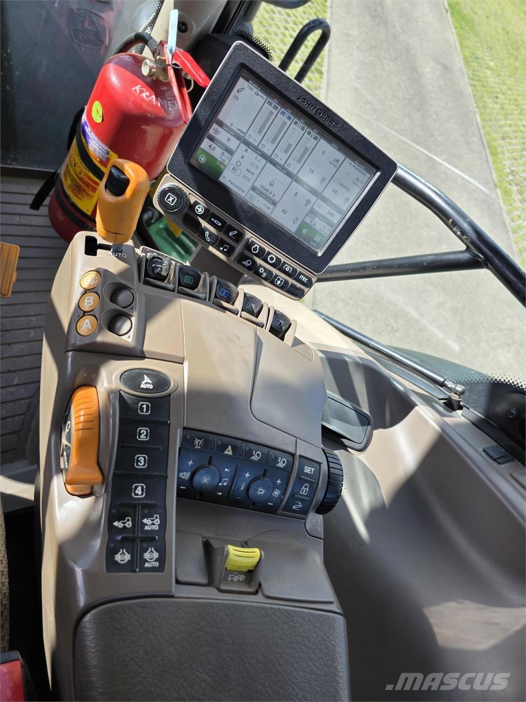 John Deere 6215R Tracteur