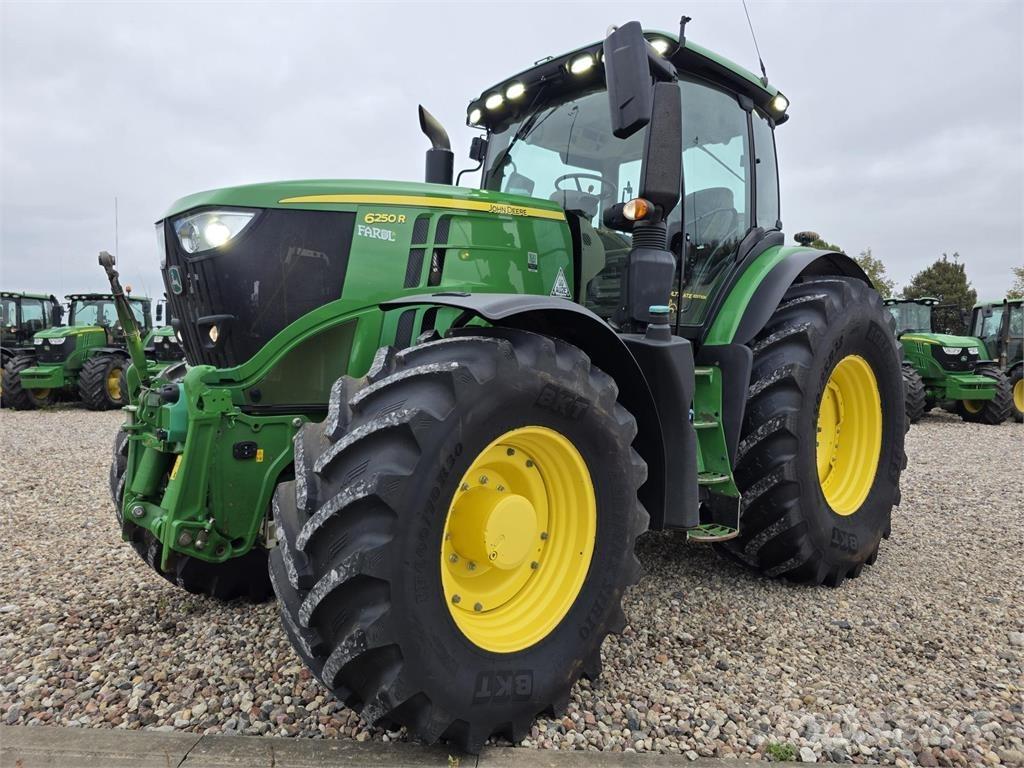 John Deere 6250R Tracteur