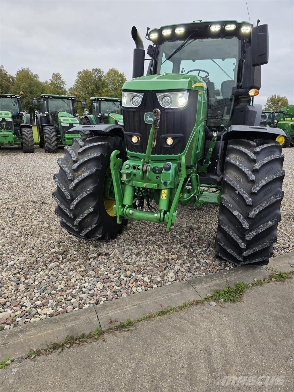 John Deere 6250R Tracteur