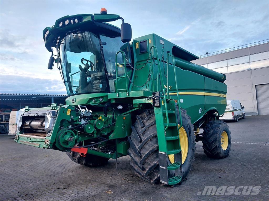 John Deere S680i Moissonneuse batteuse