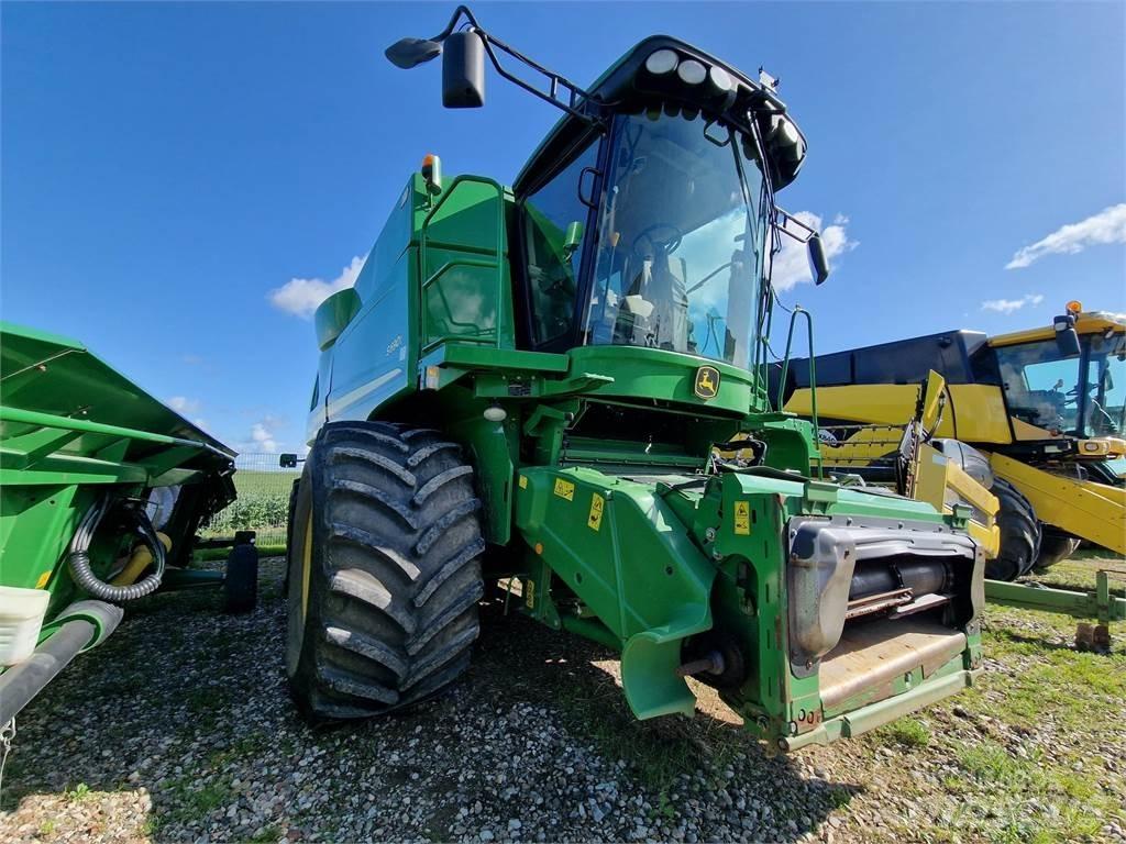 John Deere S690 Moissonneuse batteuse