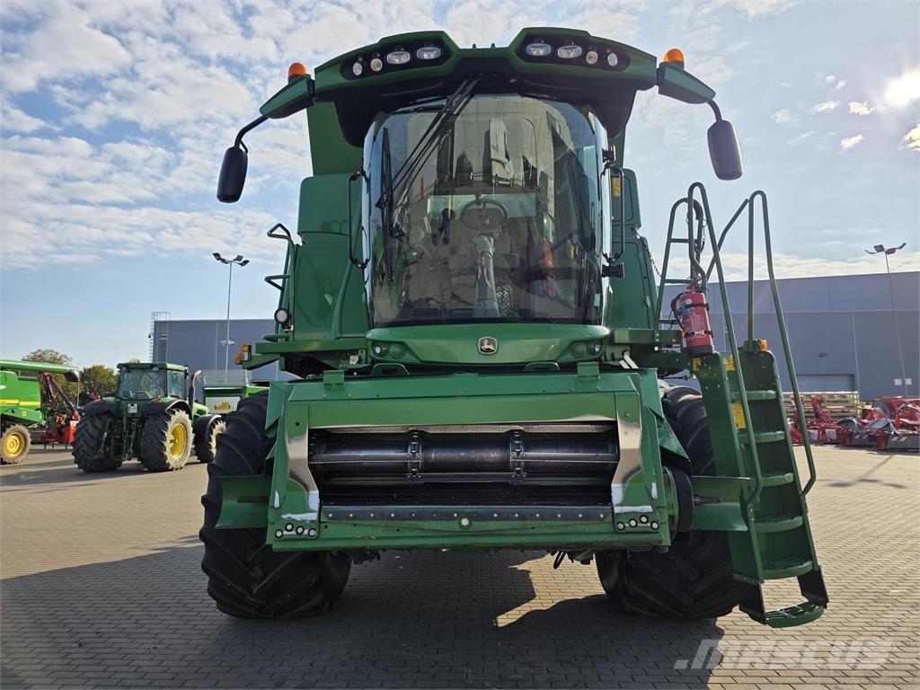 John Deere T660 Moissonneuse batteuse