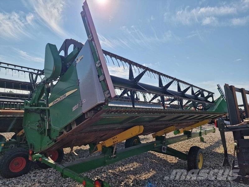 John Deere T670 Moissonneuse batteuse