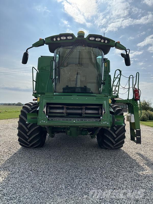 John Deere T670 Moissonneuse batteuse