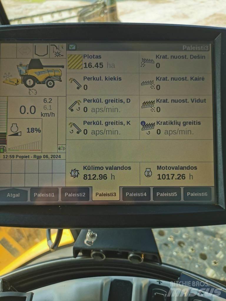 New Holland CX8.85 Moissonneuse batteuse
