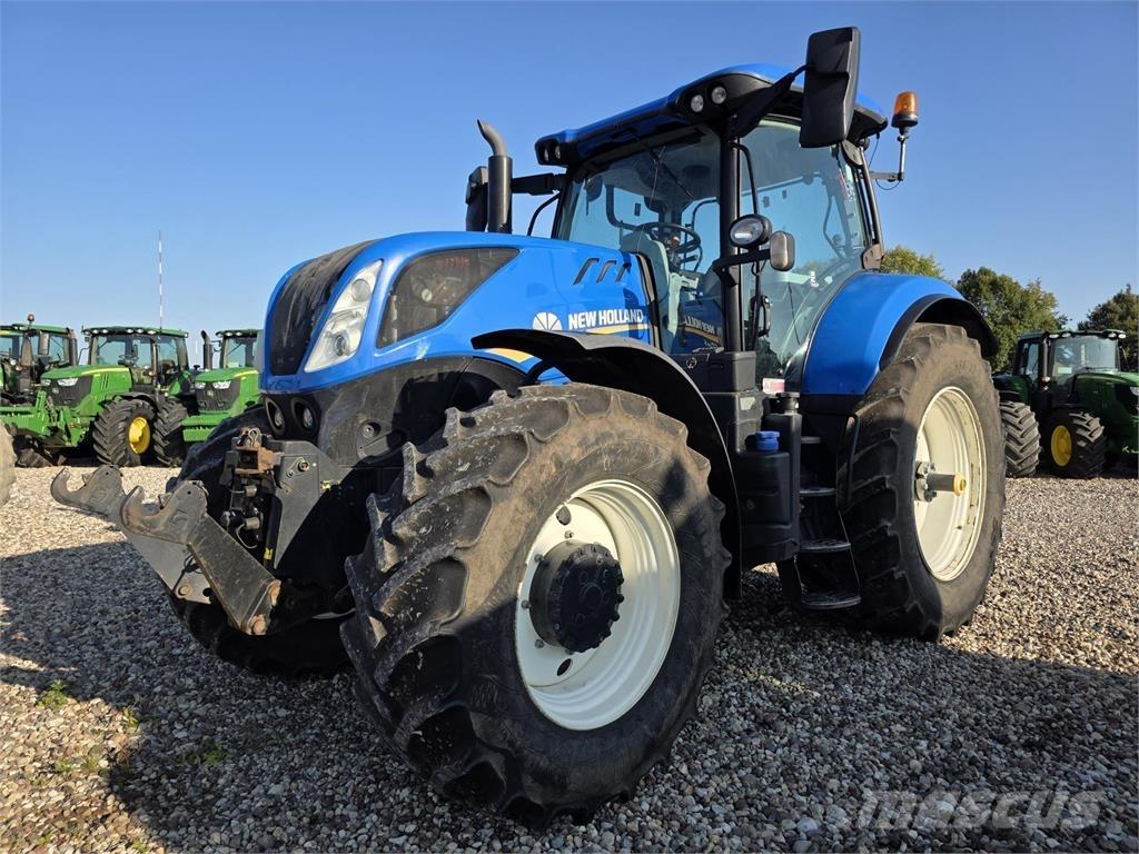 New Holland T7.215S Tracteur