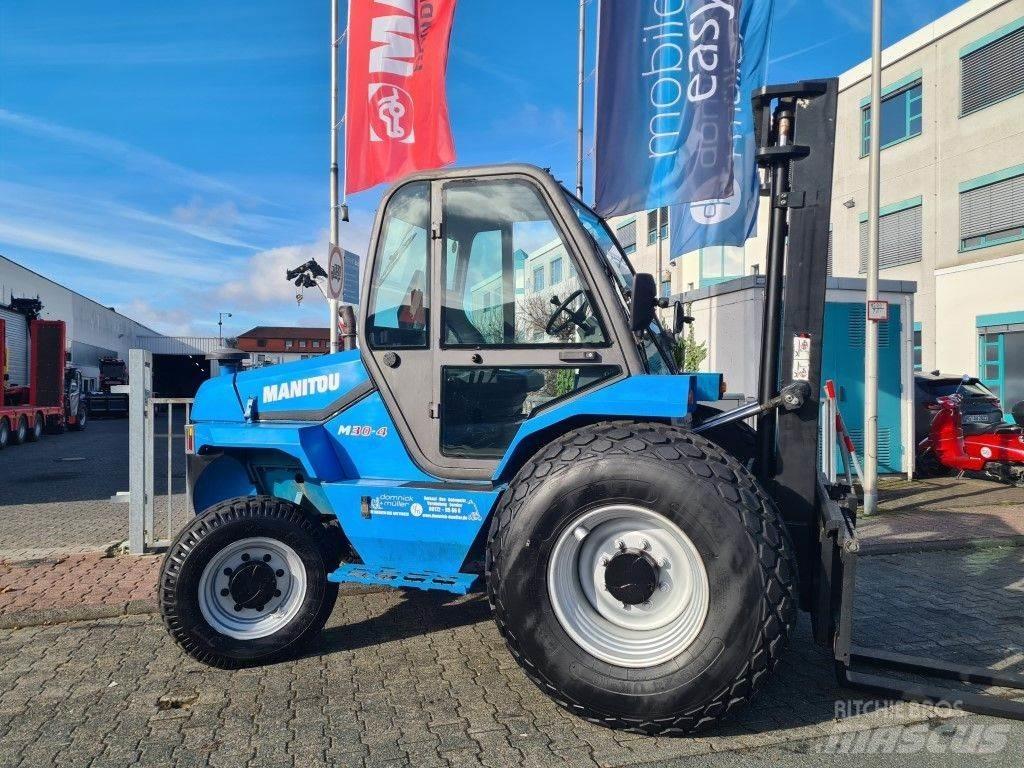 Manitou M 30.4 Chariot tout terrain