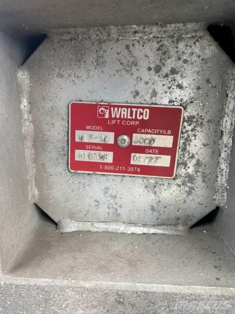  Waltco HLF-30 Monte meuble