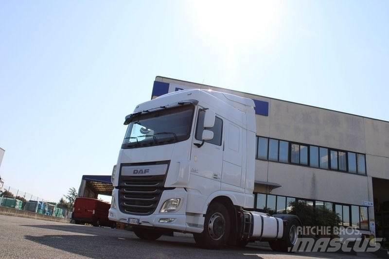 DAF XF 460 FT 24DT Tracteur routier