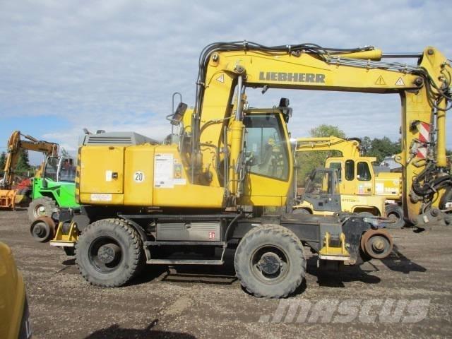 Liebherr A 900 C ZW Pelle sur pneus