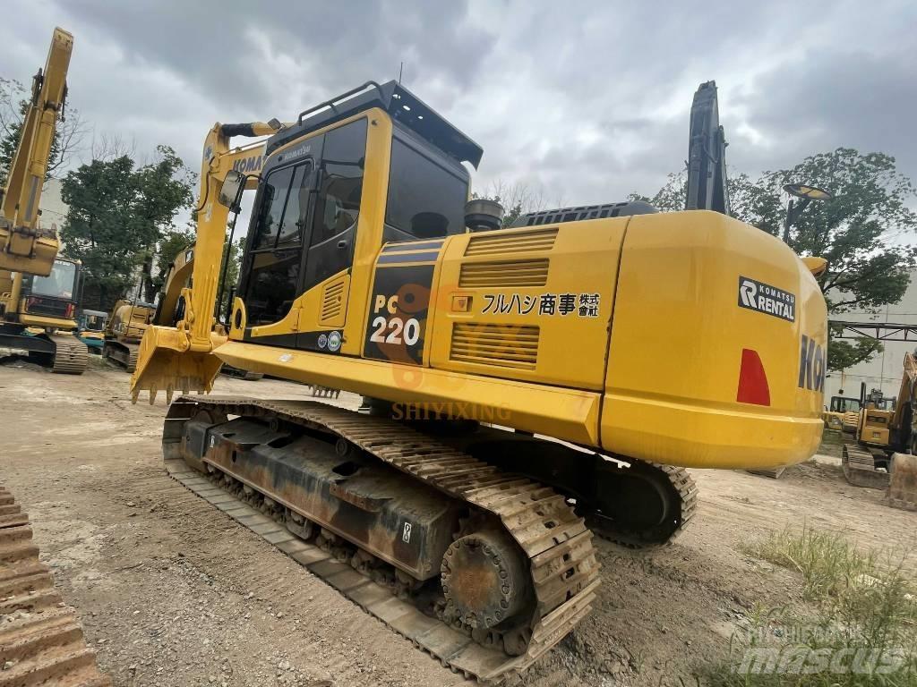 Komatsu PC 220 Pelle sur chenilles