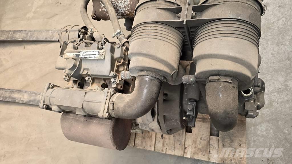 Deutz F2M1011 Moteur