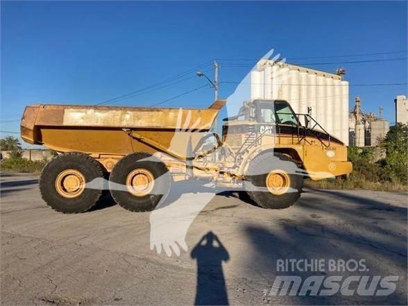 CAT 740 Tombereau articulé