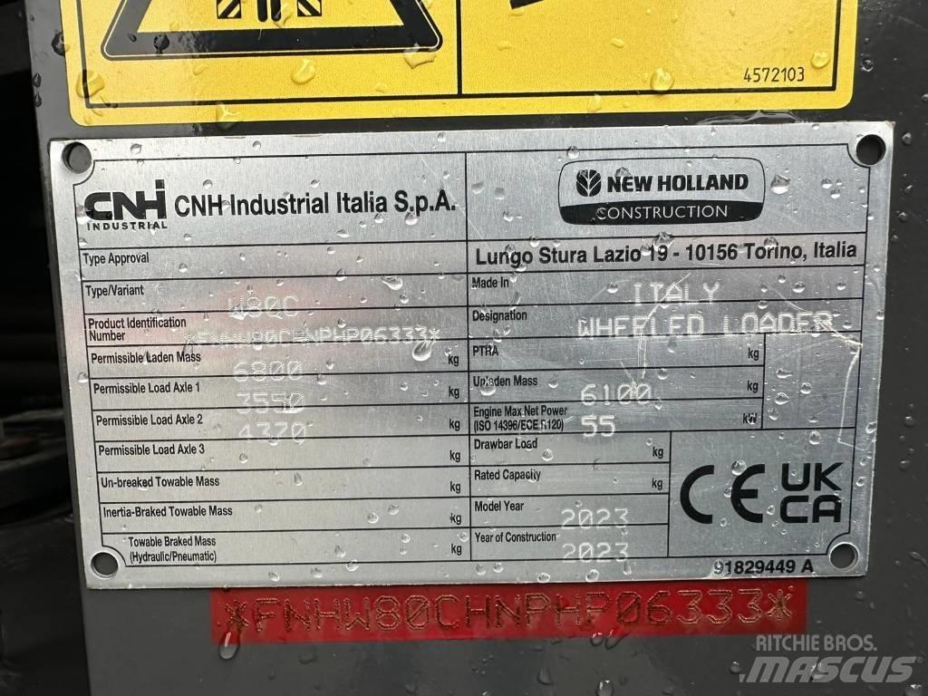 New Holland W 80 C Chargeuse multifonction