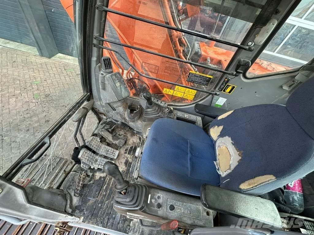 Hitachi ZX110 Mini pelle 7t-12t