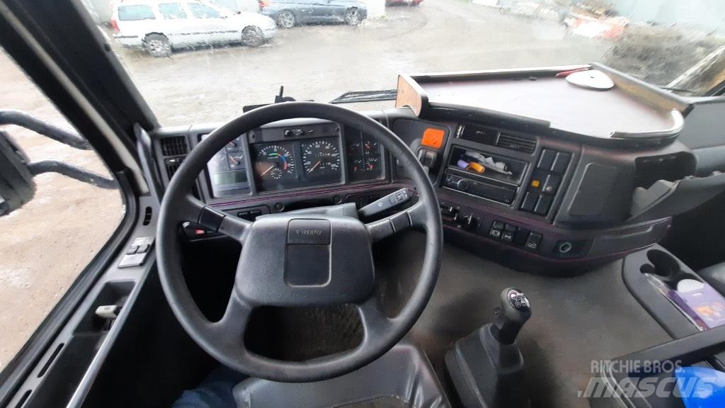 Volvo FM 10 Camion porte engin