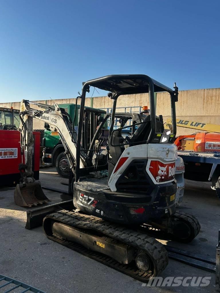 Bobcat E 27z Mini pelle < 7t