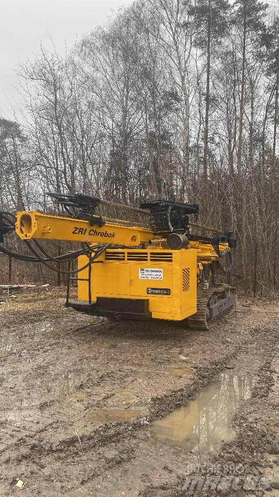 Klemm KR806-1 Pelle enfonce-pieux