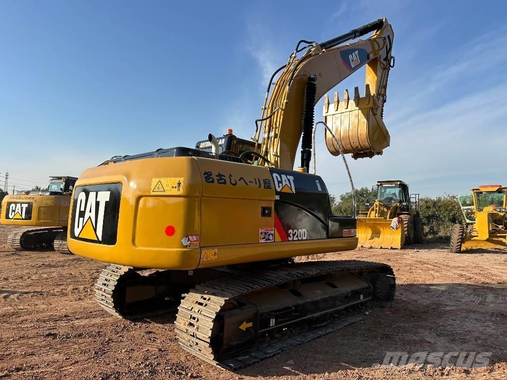 CAT 320 D L Pelle sur chenilles