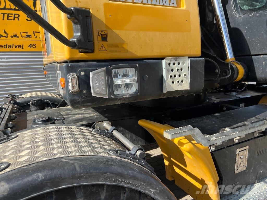 Hydrema MX 16 Pelle sur pneus