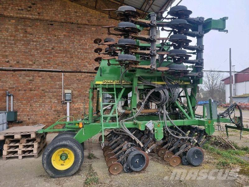 John Deere 750 A Semoir