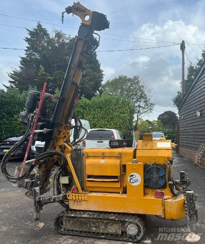Cobra T15 Pelle enfonce-pieux