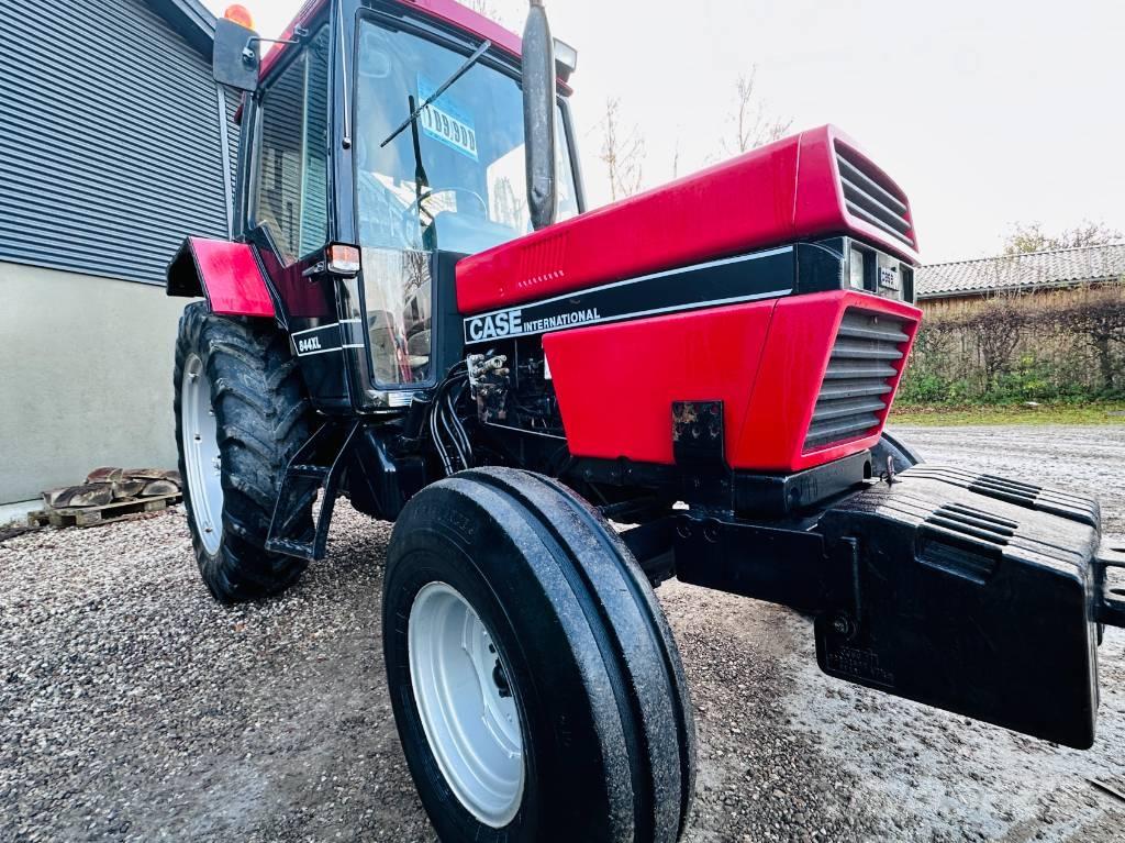 CASE 844 XL Tracteur