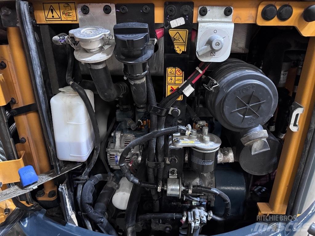 Hyundai R25Z-9 AK Mini pelle < 7t