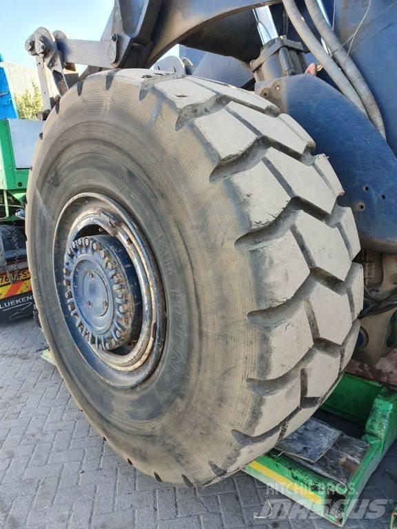 Michelin 29.5 R29 Pneus, roues et jantes