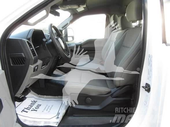 Ford F550 Camion plateau