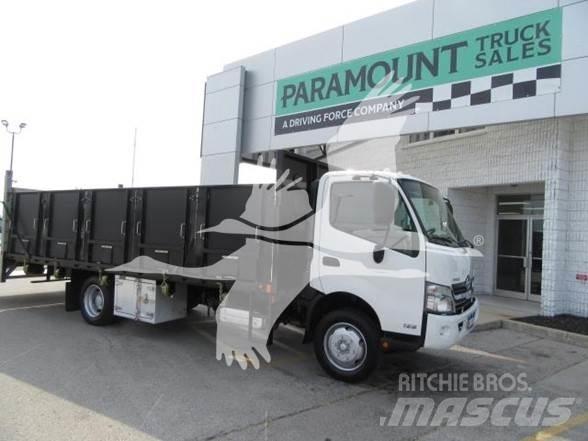 Hino 195 Camion plateau