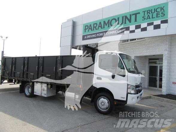 Hino 195 Camion plateau