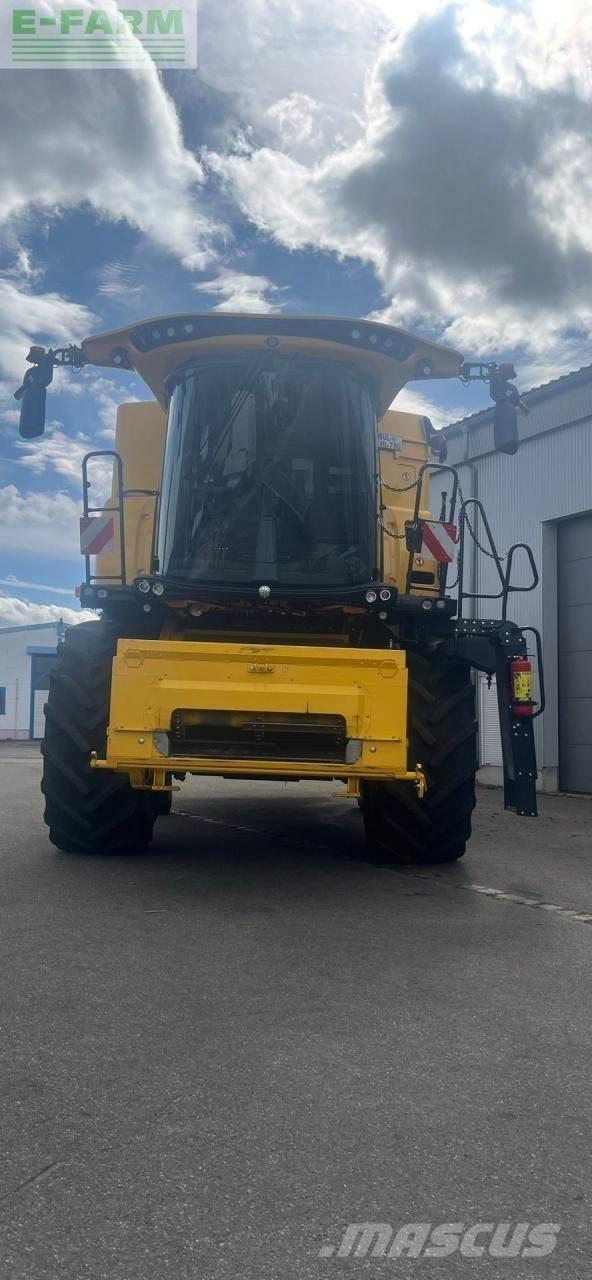 New Holland CX7.80 Moissonneuse batteuse