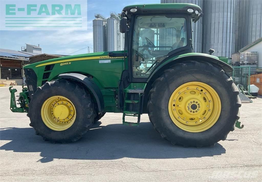 John Deere 8245R Tracteur