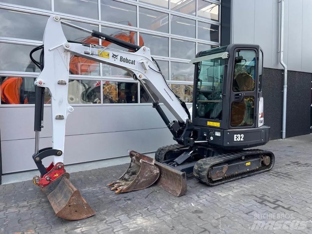 Bobcat E32 | A/C Mini pelle < 7t