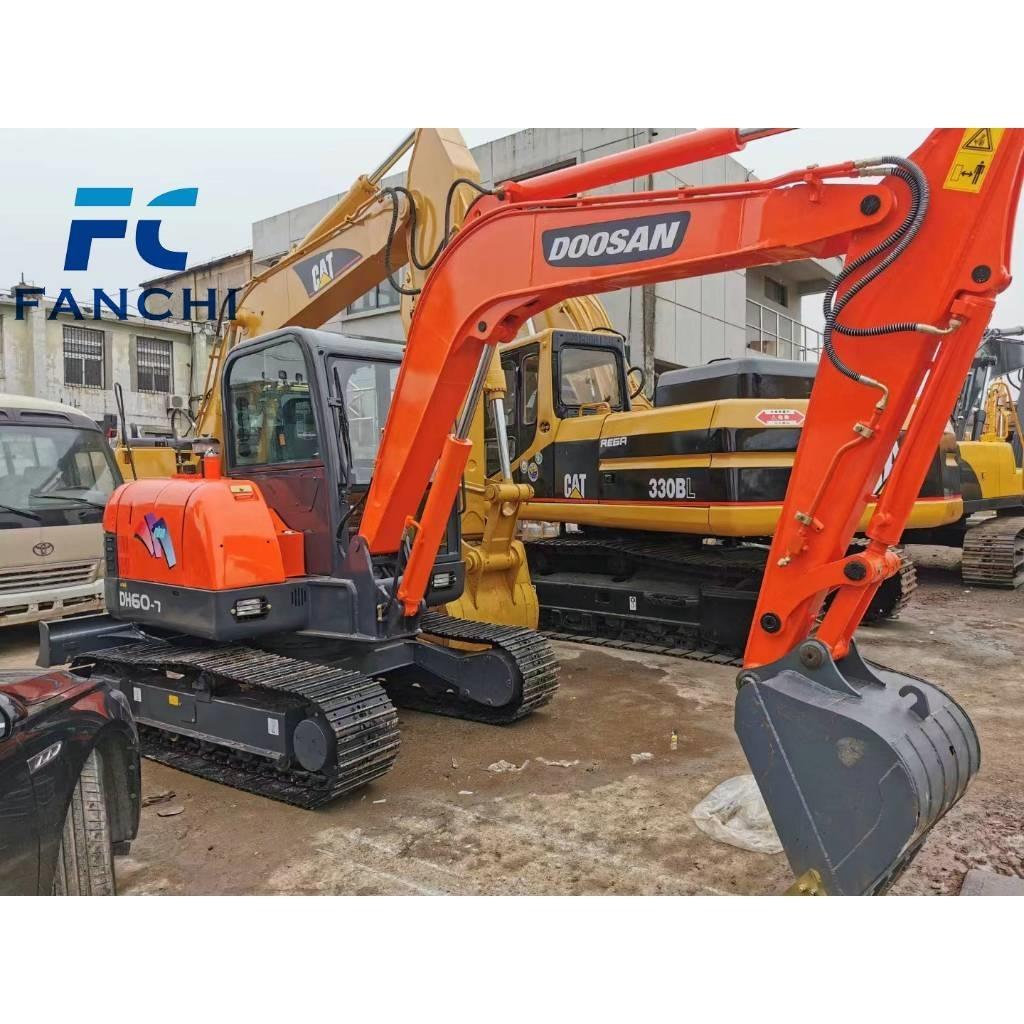 Doosan DH 60-7 Pelle sur chenilles