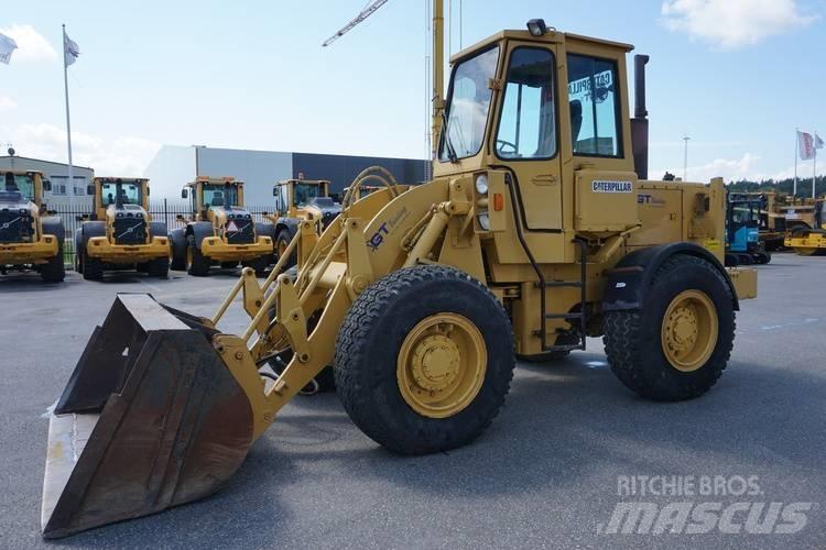 CAT 920 Chargeuse sur pneus