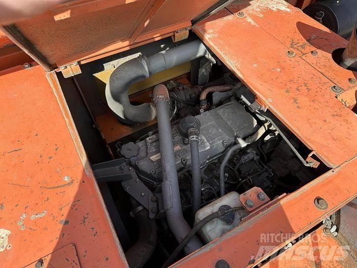 Hitachi EG70R Tombereau sur chenilles