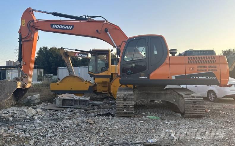Doosan DX220 Pelle sur chenilles