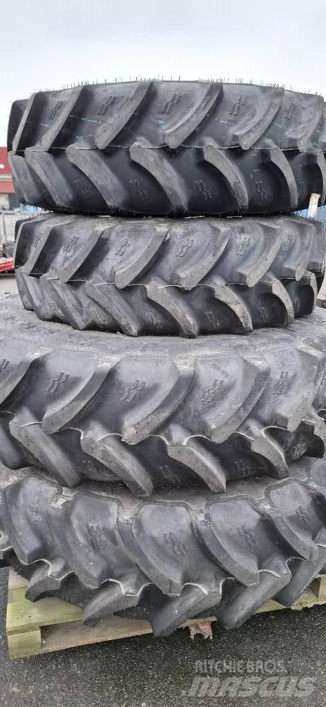 New Holland T5.110 Pneus, roues et jantes
