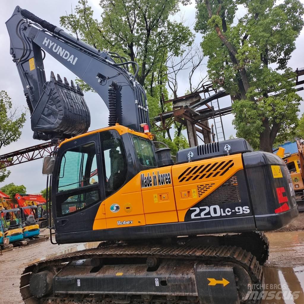 Hyundai 220lc-9s Pelle sur chenilles