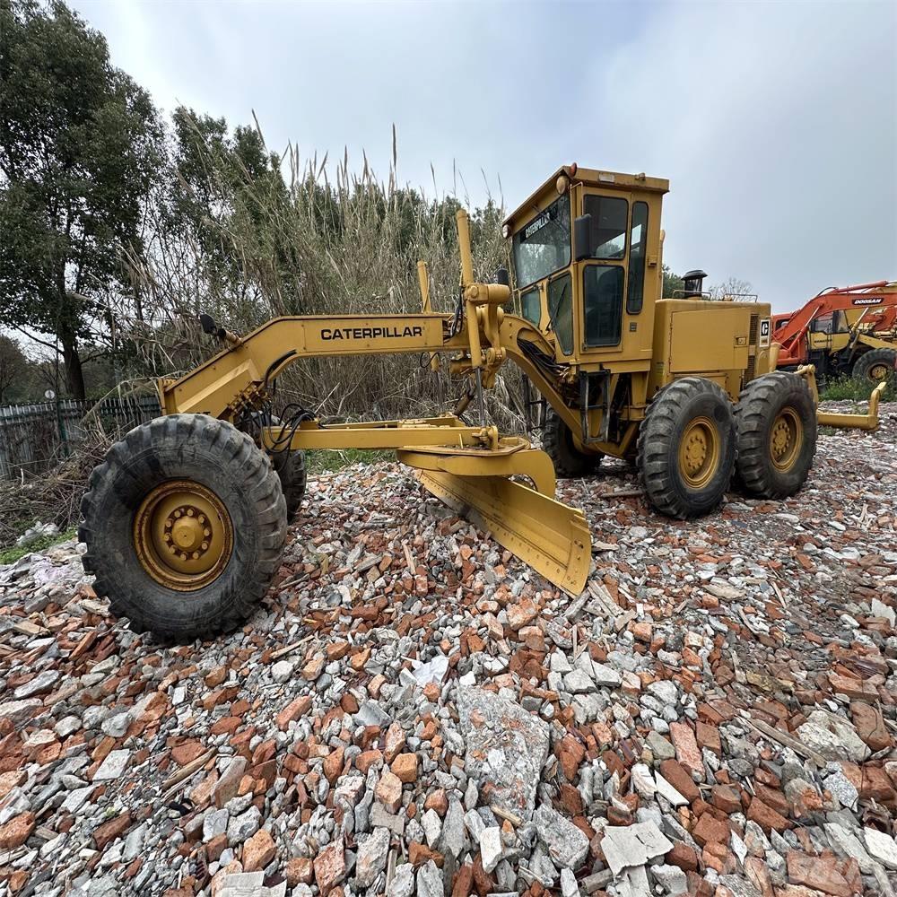 CAT 140 G Niveleuse