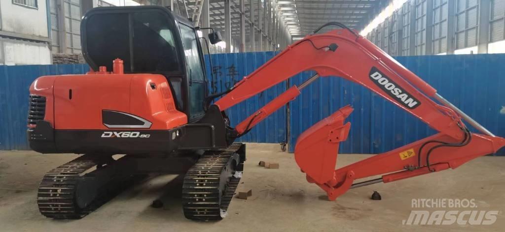 Doosan 60-9c Pelle sur chenilles